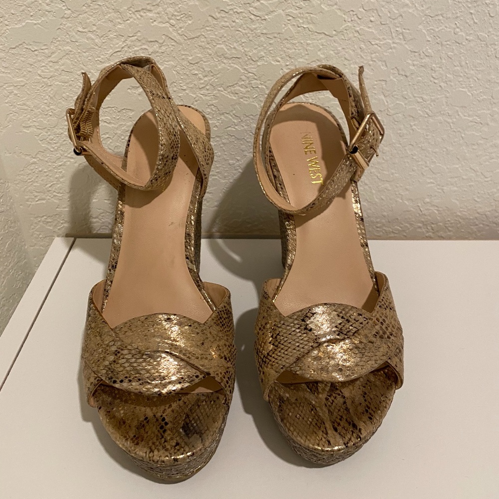 Gold Platform